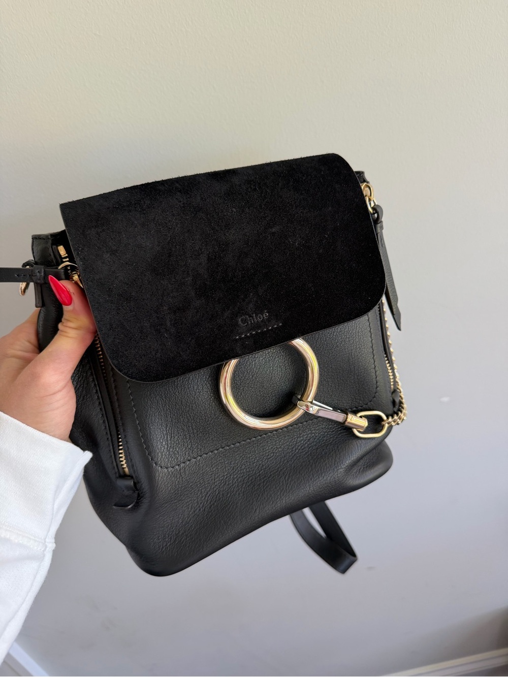 Chloé Chloe Faye Backpack
Shoulder Bag 2-Way Black Leather Suede - carried once